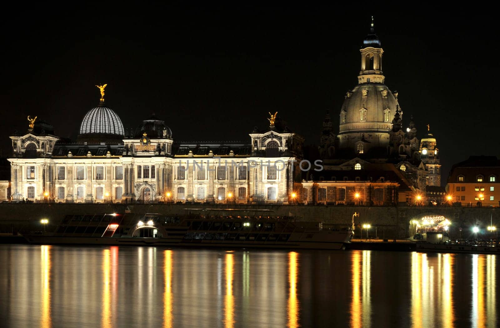 Academy of Fine Arts and Church of Our Lady at night.