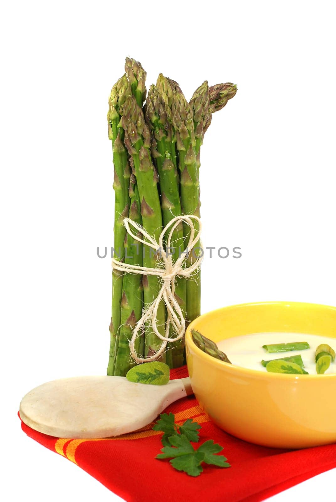 Cream of asparagus soup