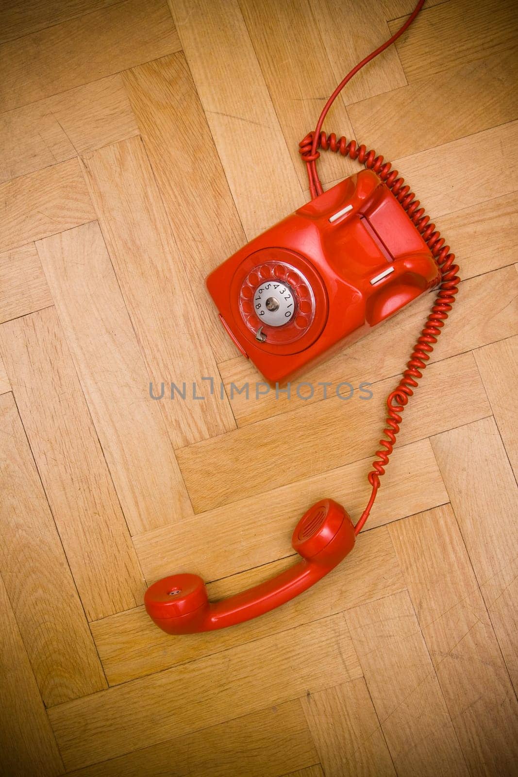 red telephone