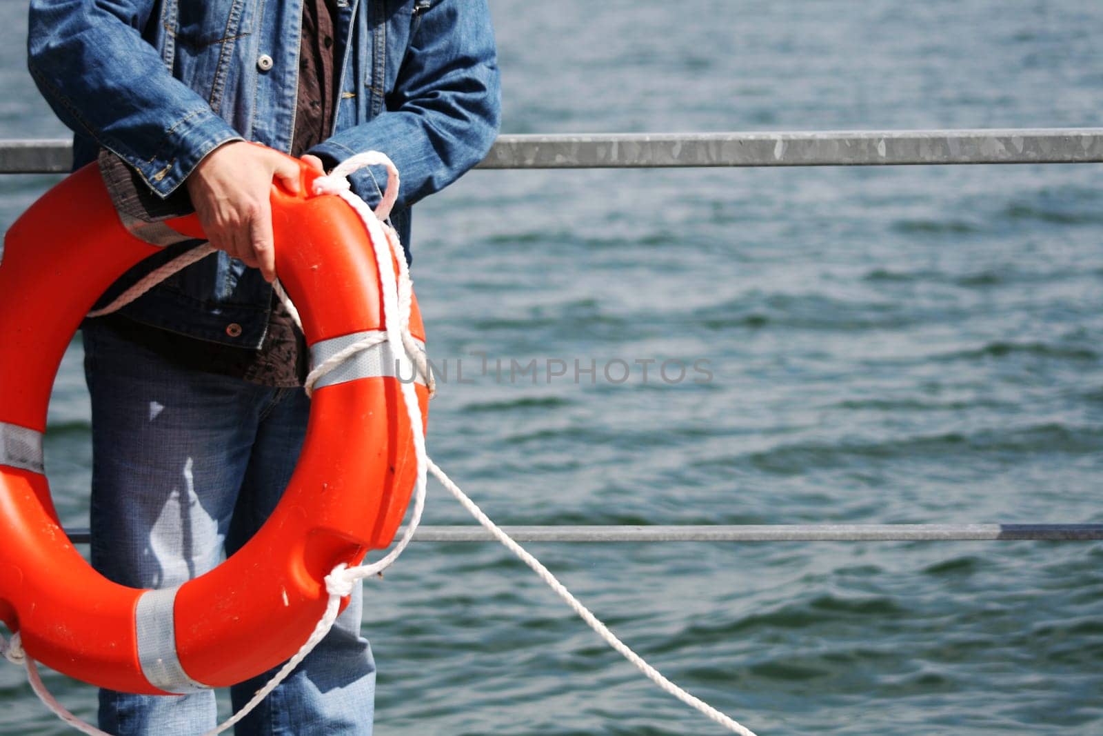 Life preserver by cm1