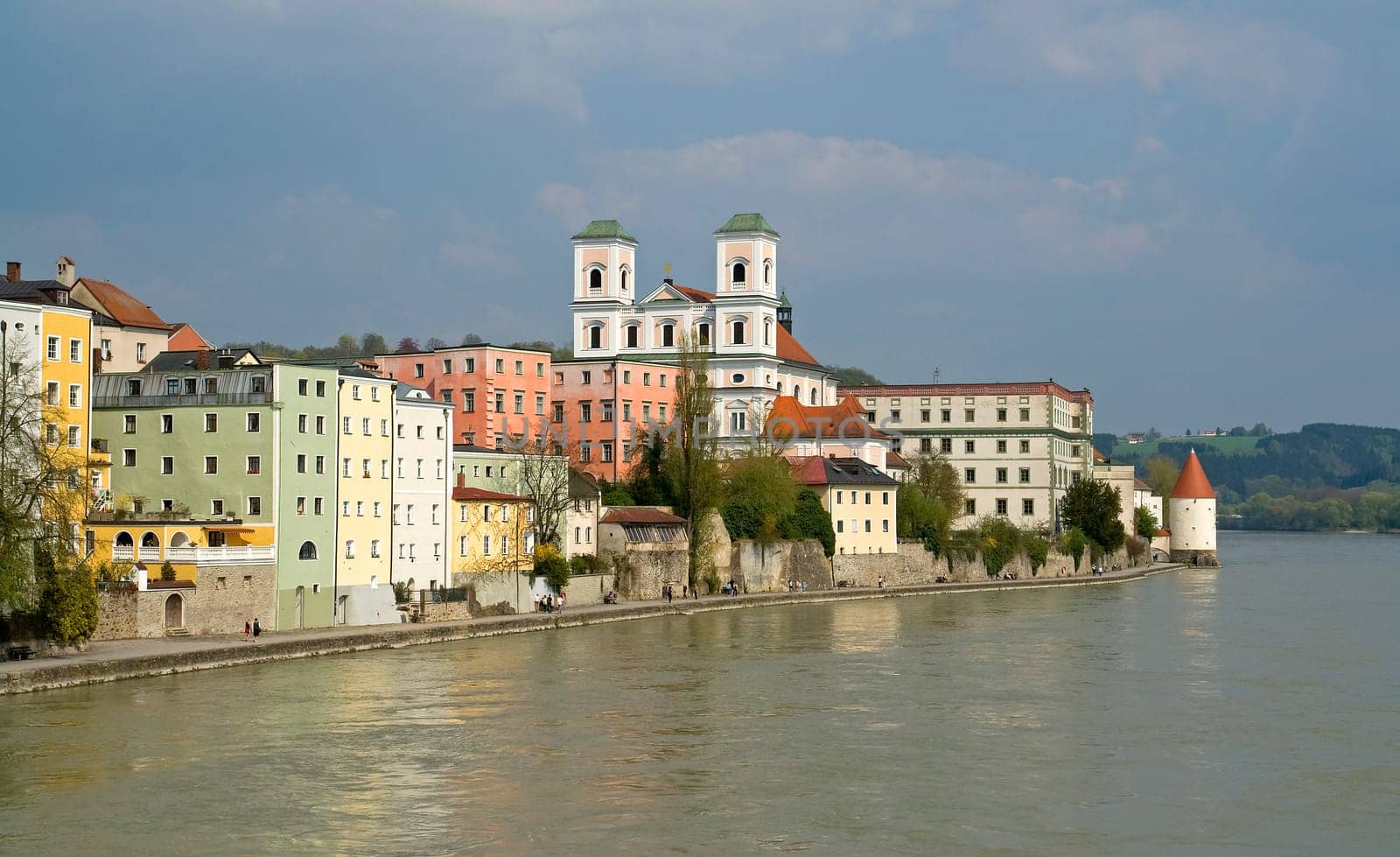 On the banks of the Inn in Passau