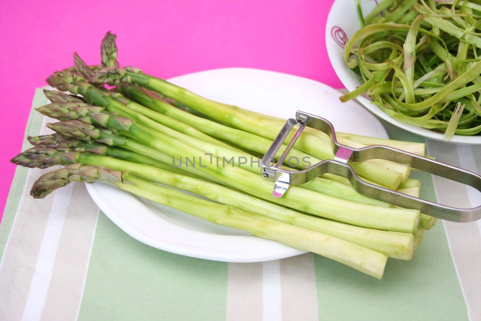 Green asparagus
