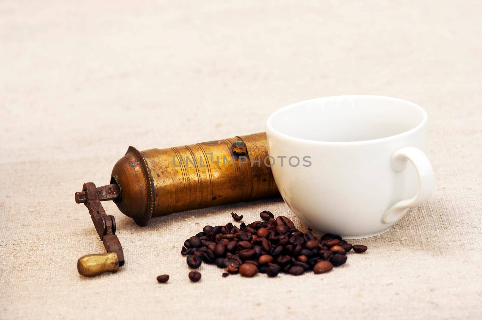 coffee mill and beans