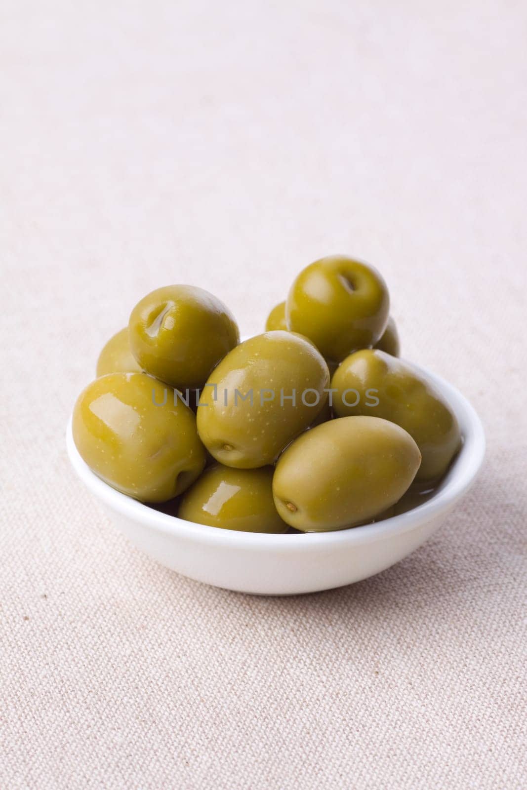 green greek olives