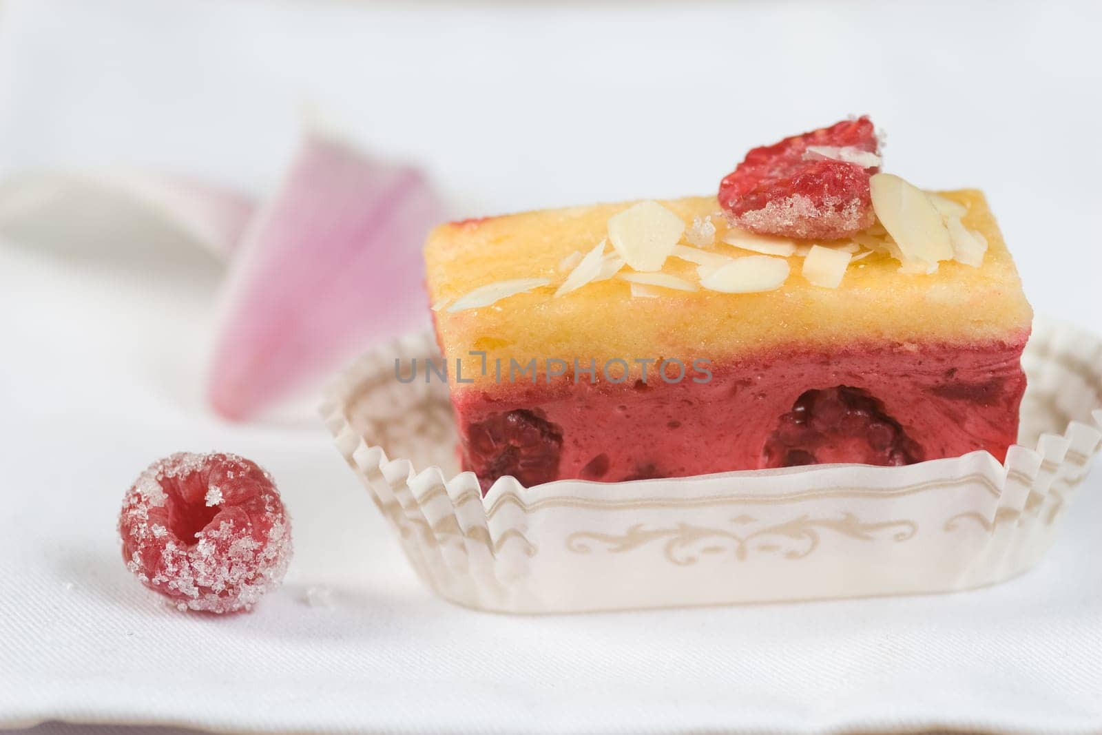 Tart with berries