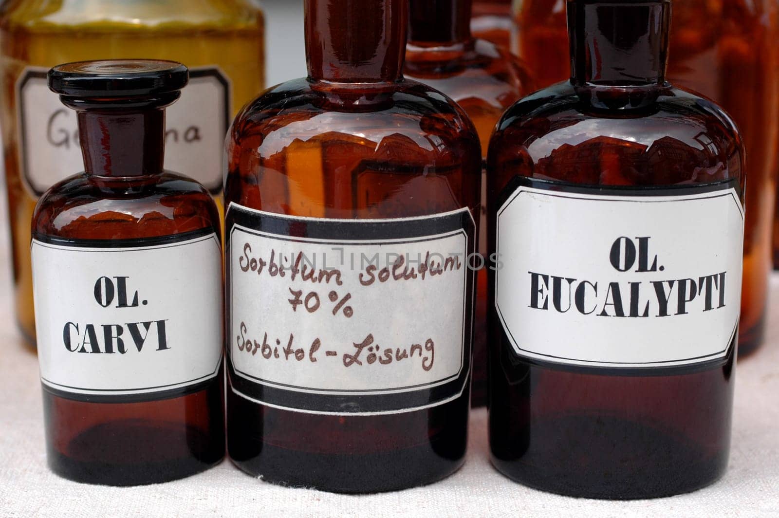 Apothecary jar