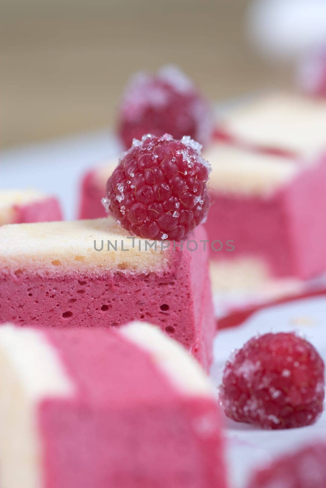 Raspberry biscuits
