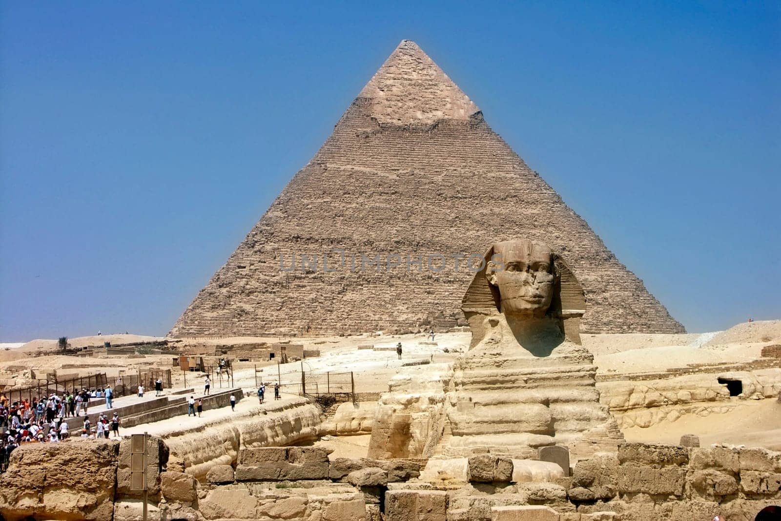 Egypt - Khafras Pyramid and Sphinx of Giza