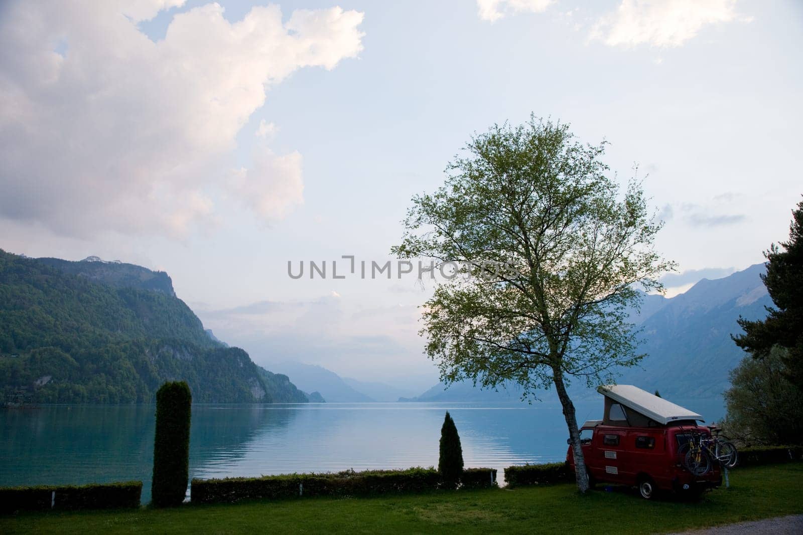 Lake Brienz Camping