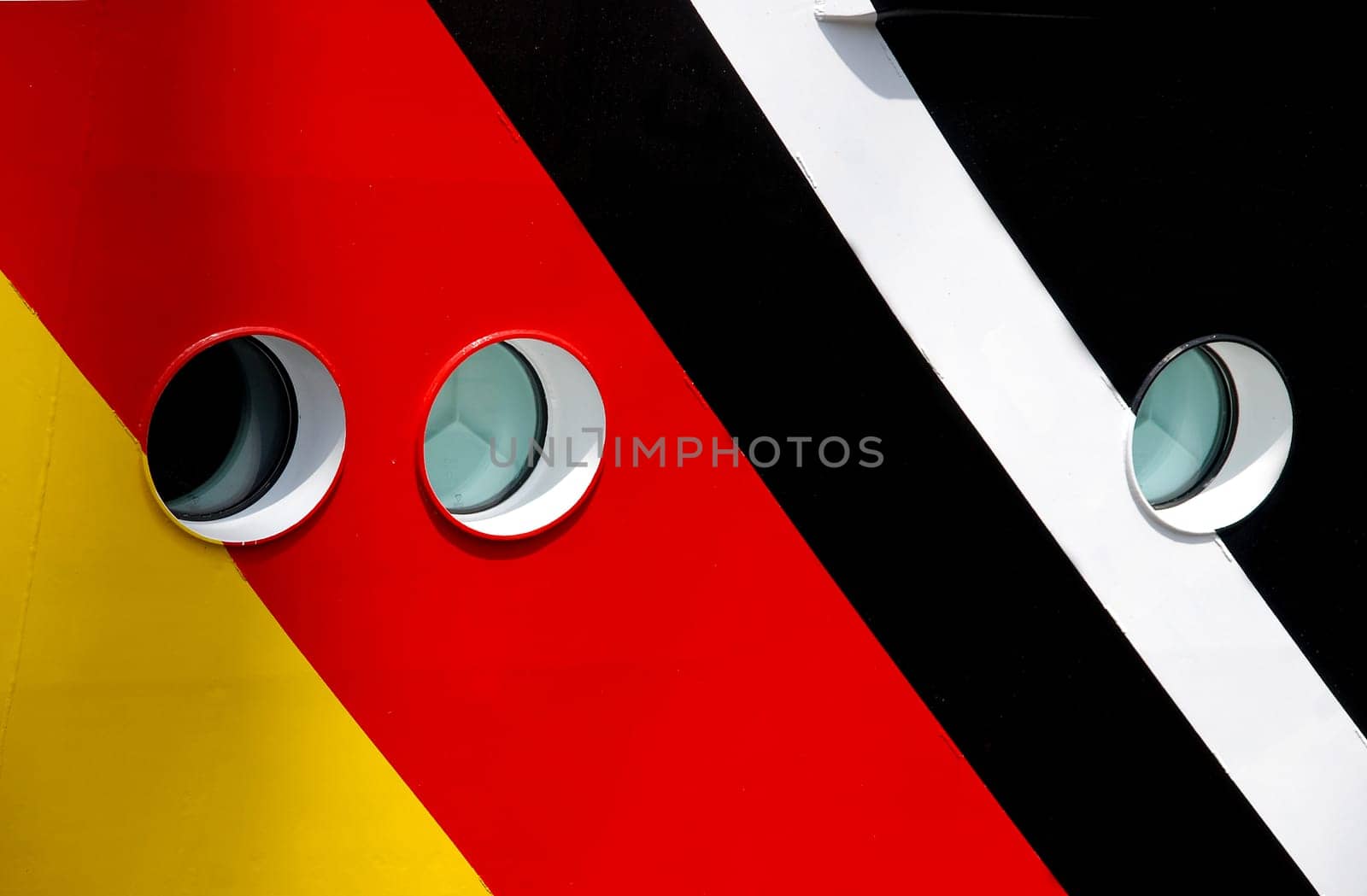 black-red-gold