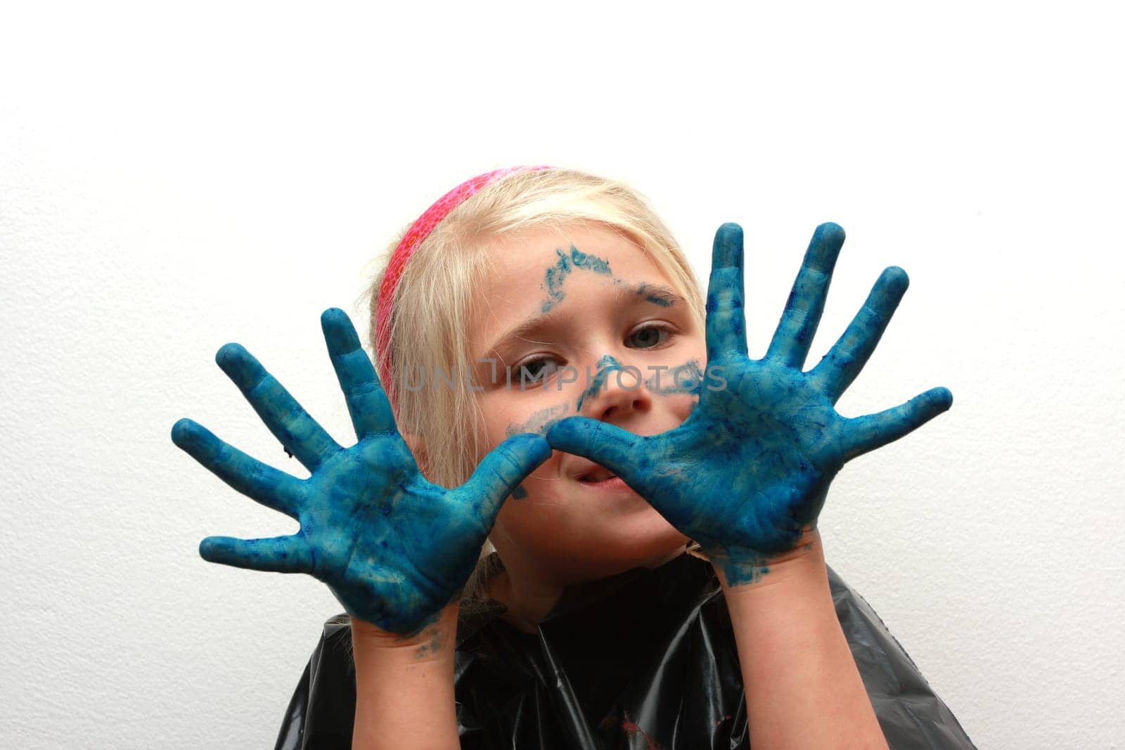 color hands