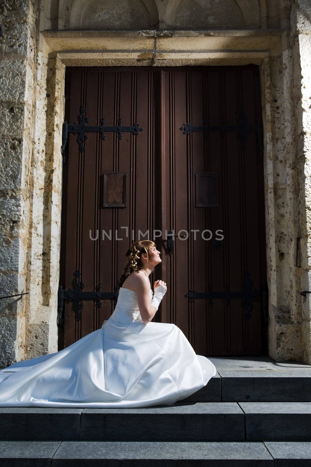 Praying Bride