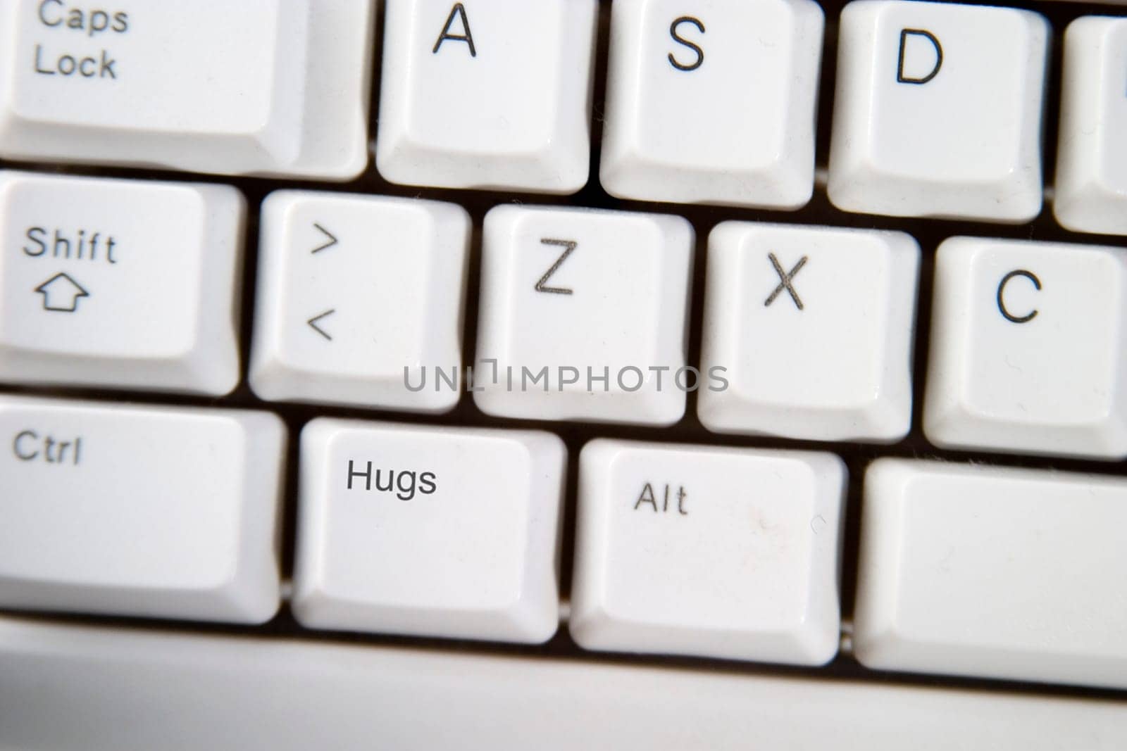 Hug Key