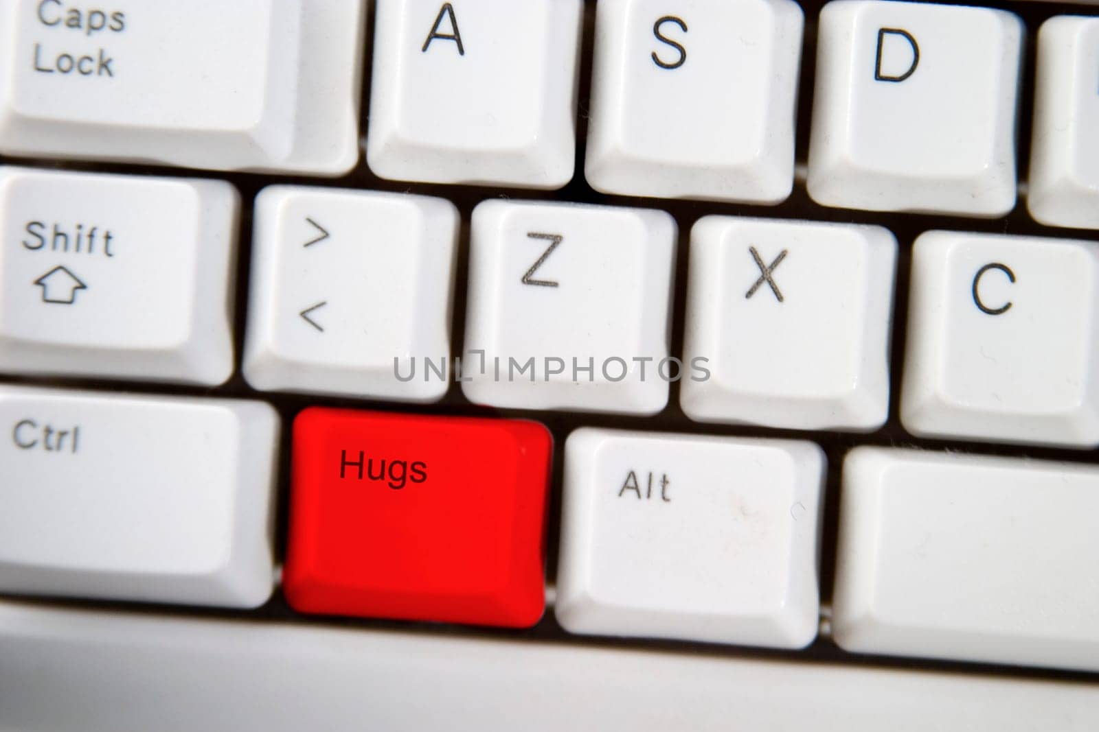 Hug Key