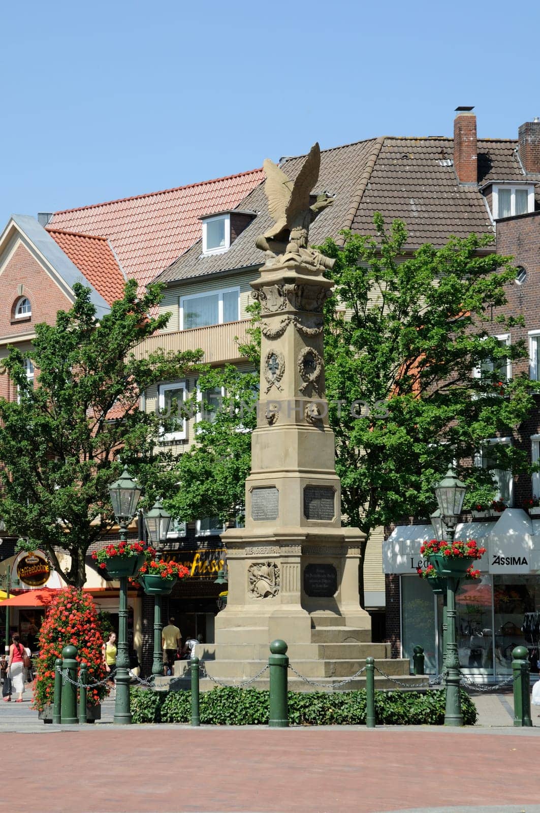 Monument in the pedestrian zone in Leer