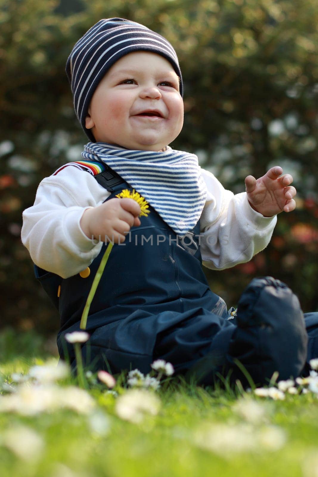happy man or happy woman or happy boy or happy girl or happy adult or (happy without isolated)