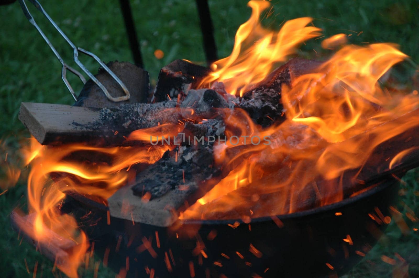 Barbecue fire