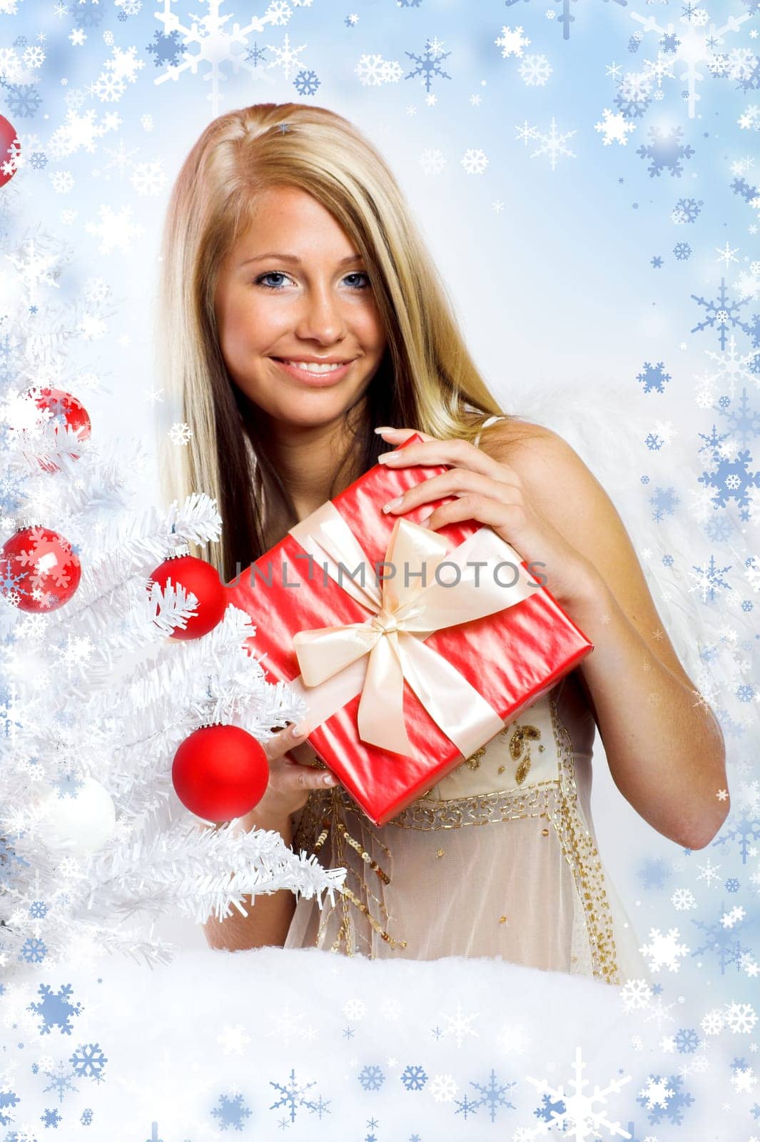 Angel with gift