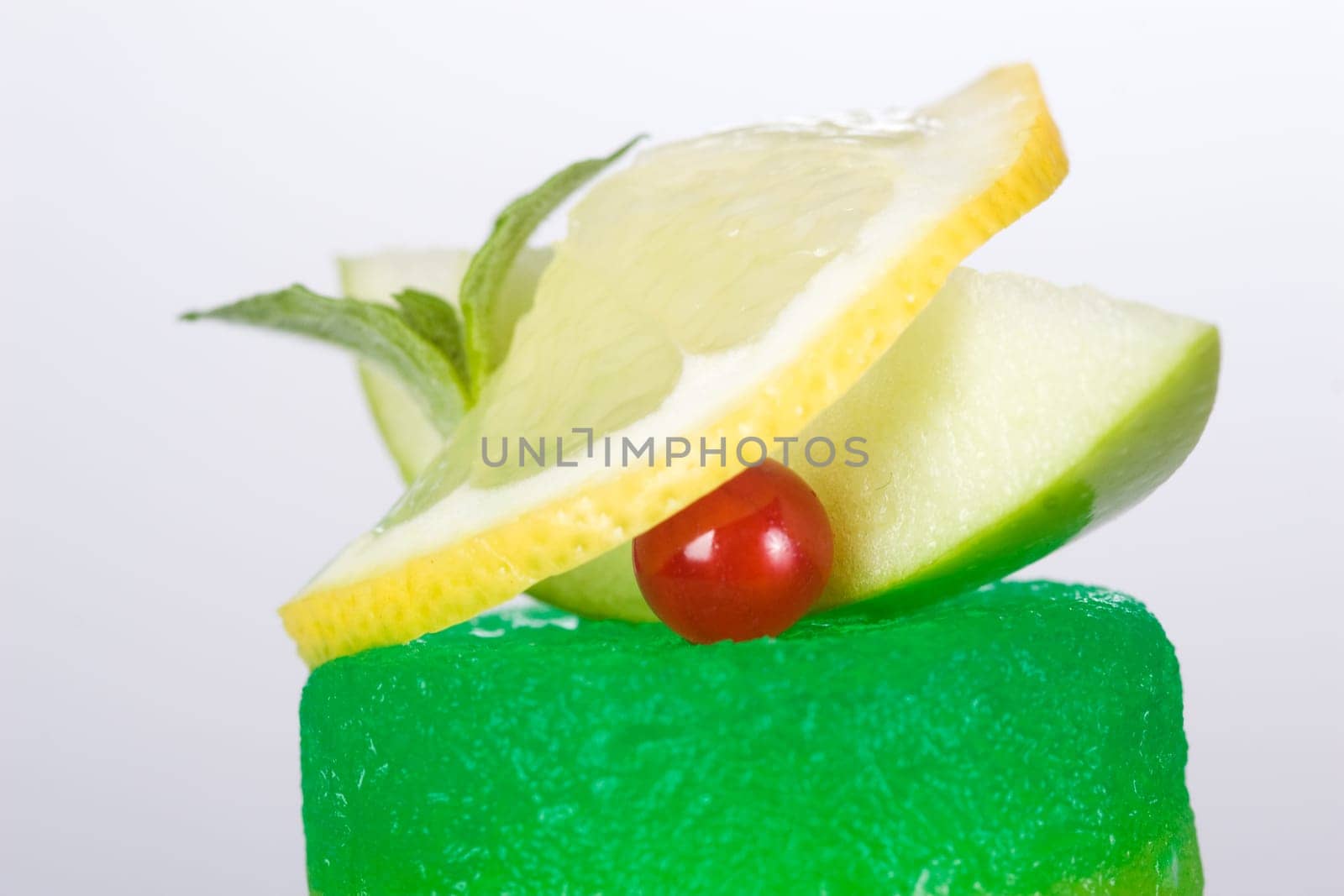 Ice cream with lemon