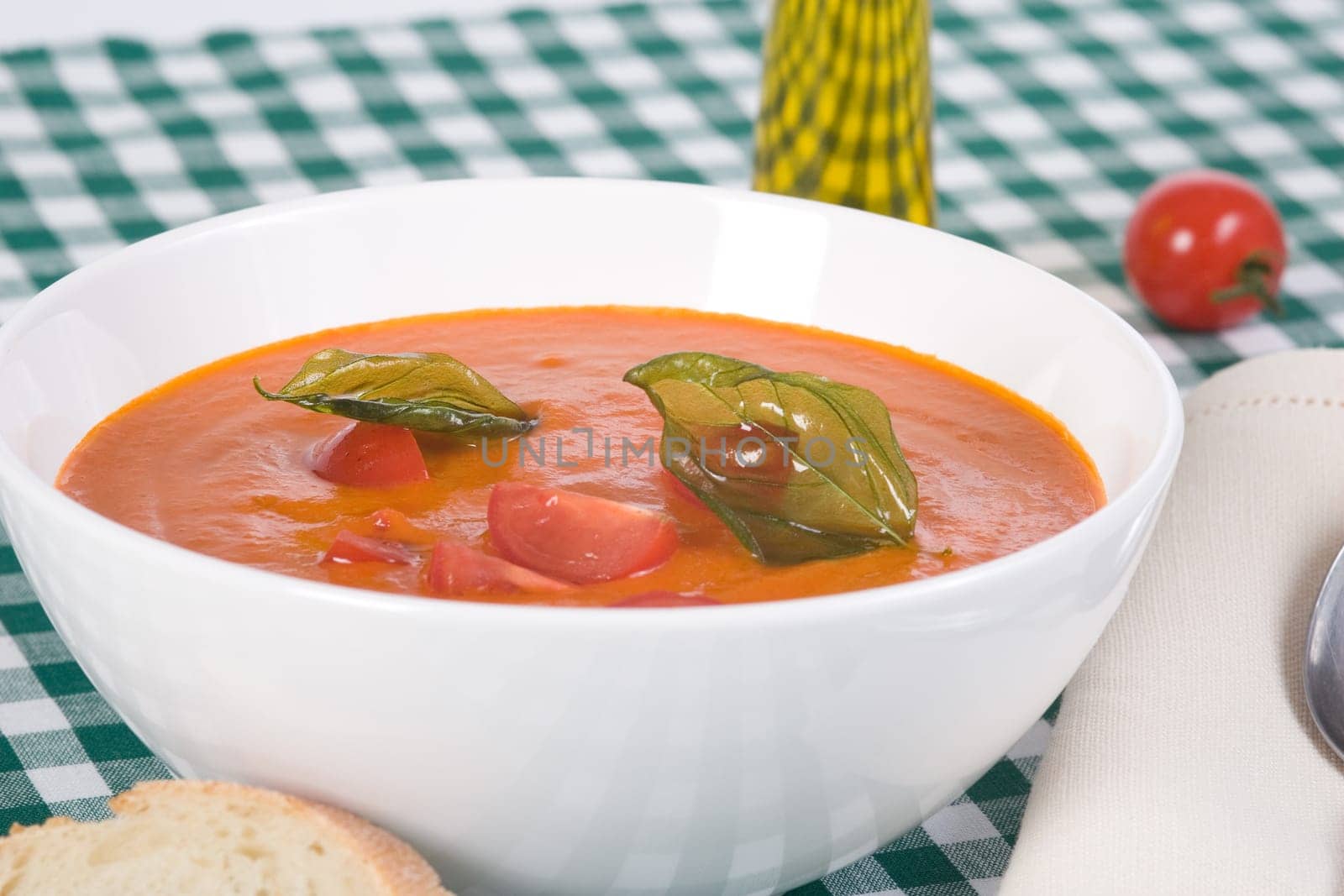 Tomato soup gloss