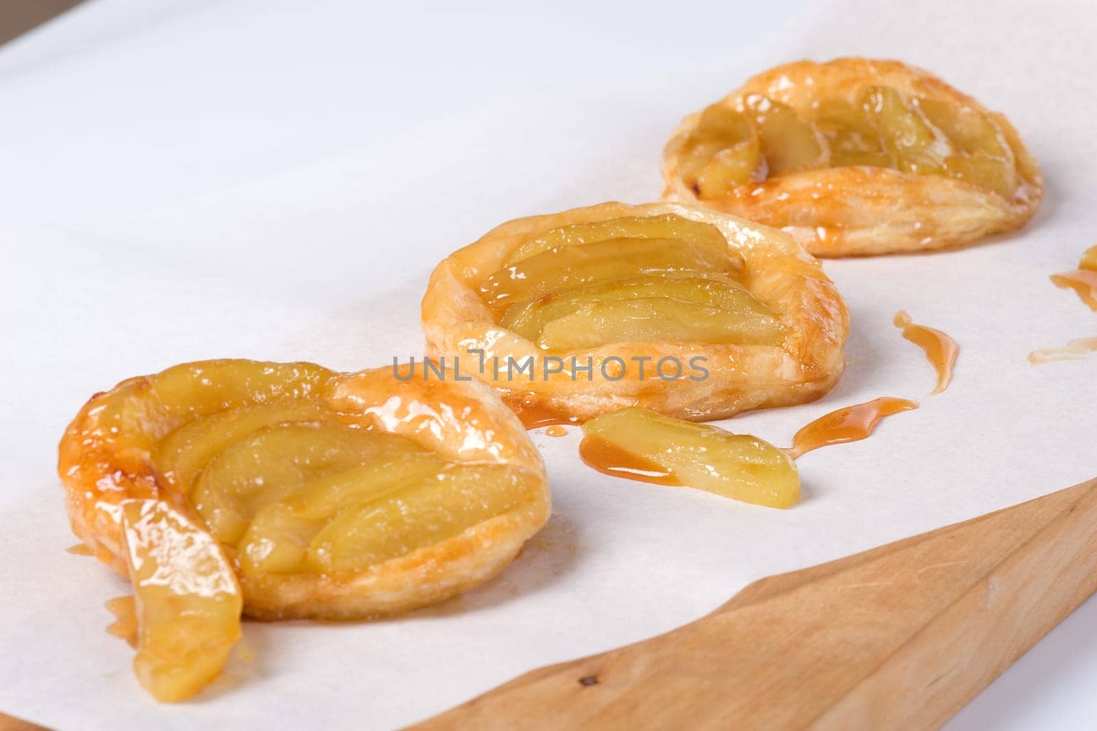 Three tartlets