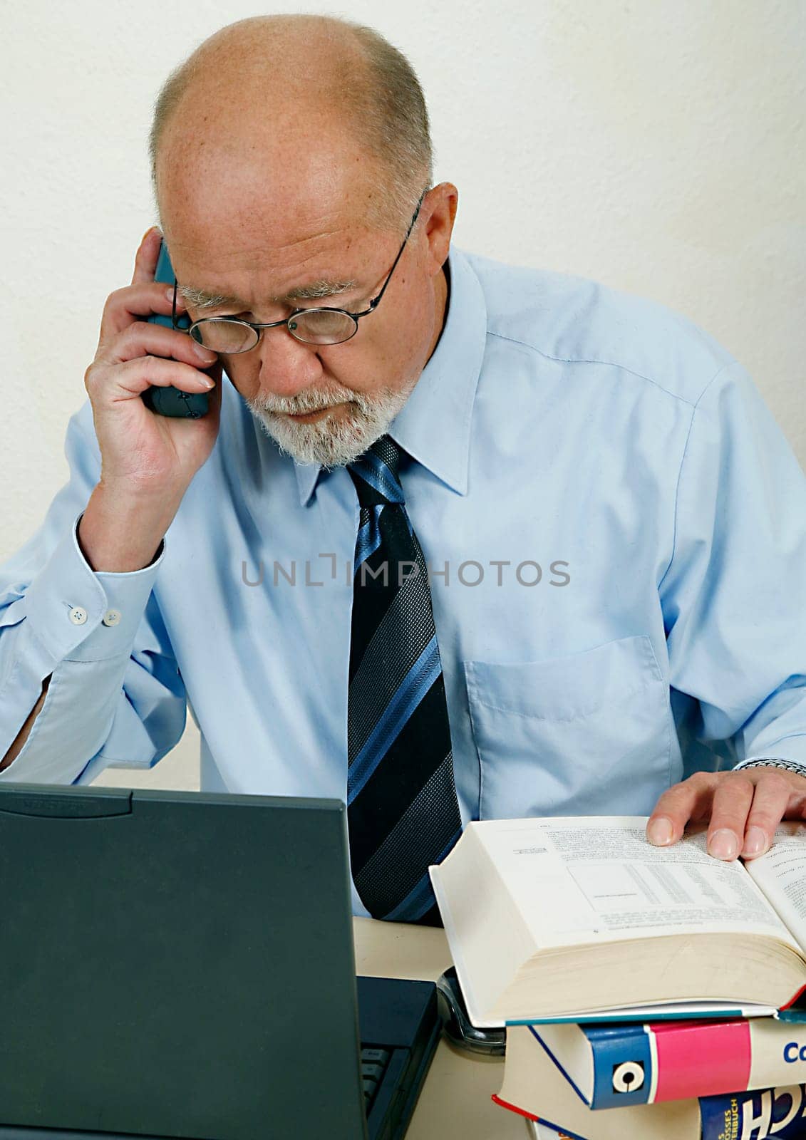 Senior at Labtop