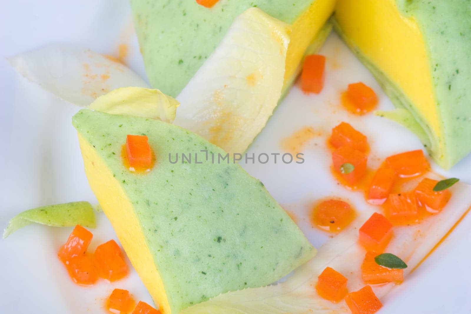 Mousse garnished