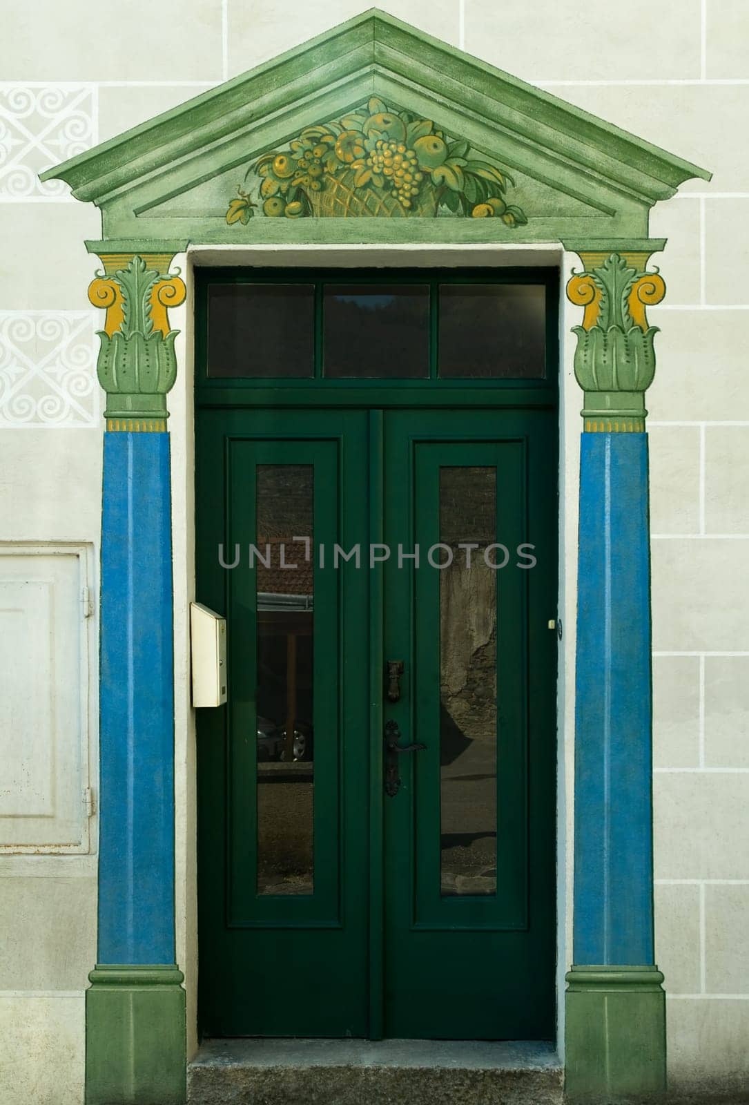 Beautiful entrance into a house