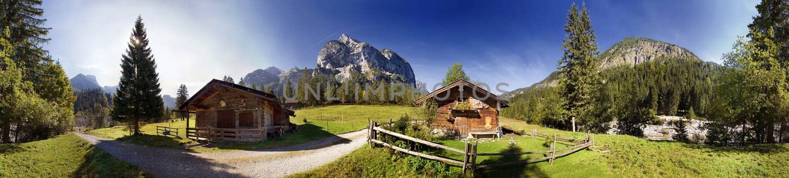 Hail huts 360°