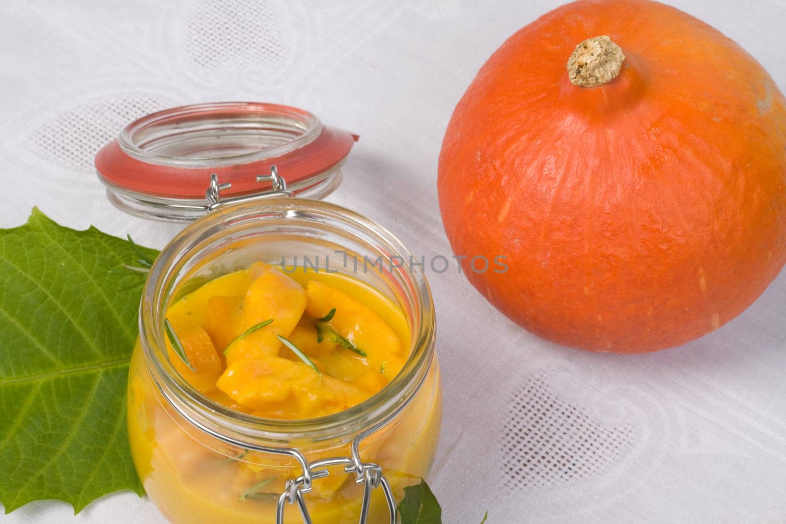 Fruit jar