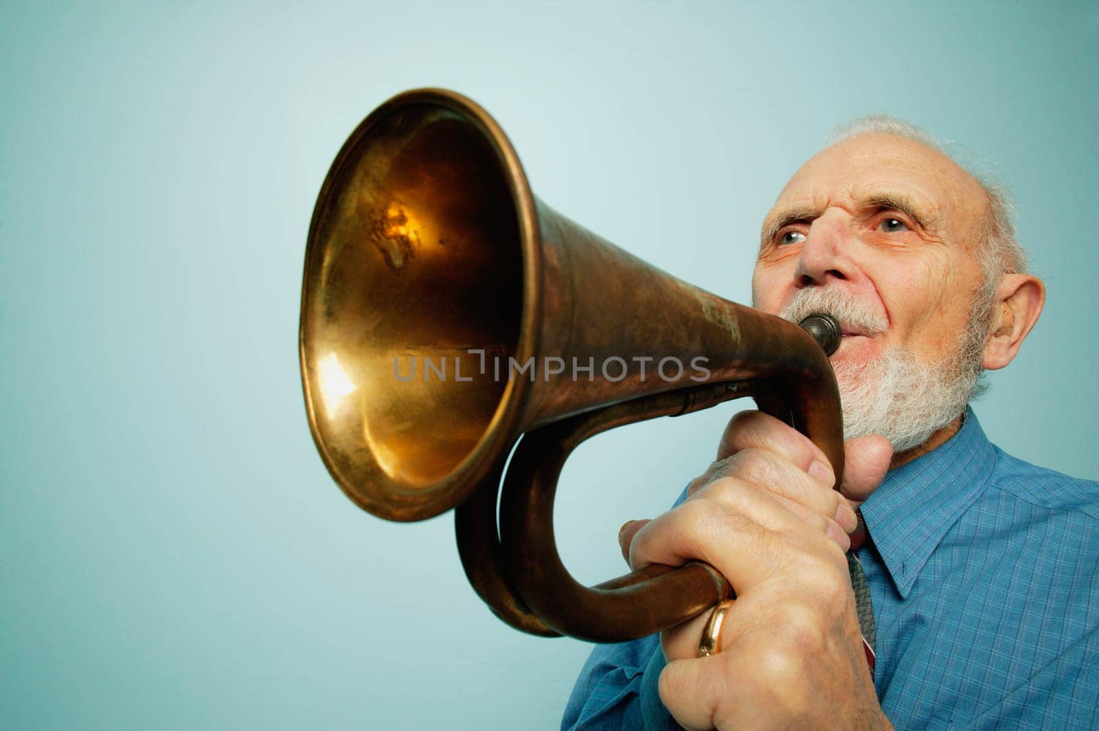 Man plays horn