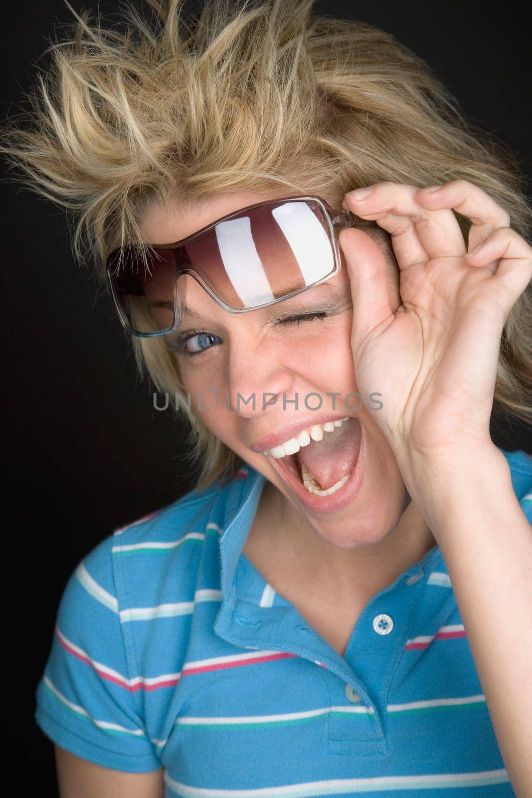 Woman with sunglasses