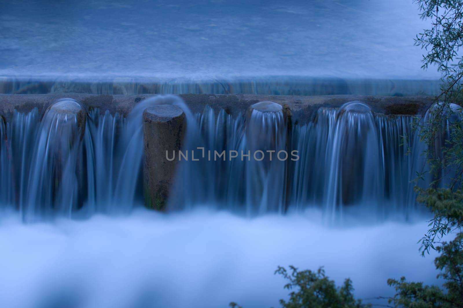 Water cascade