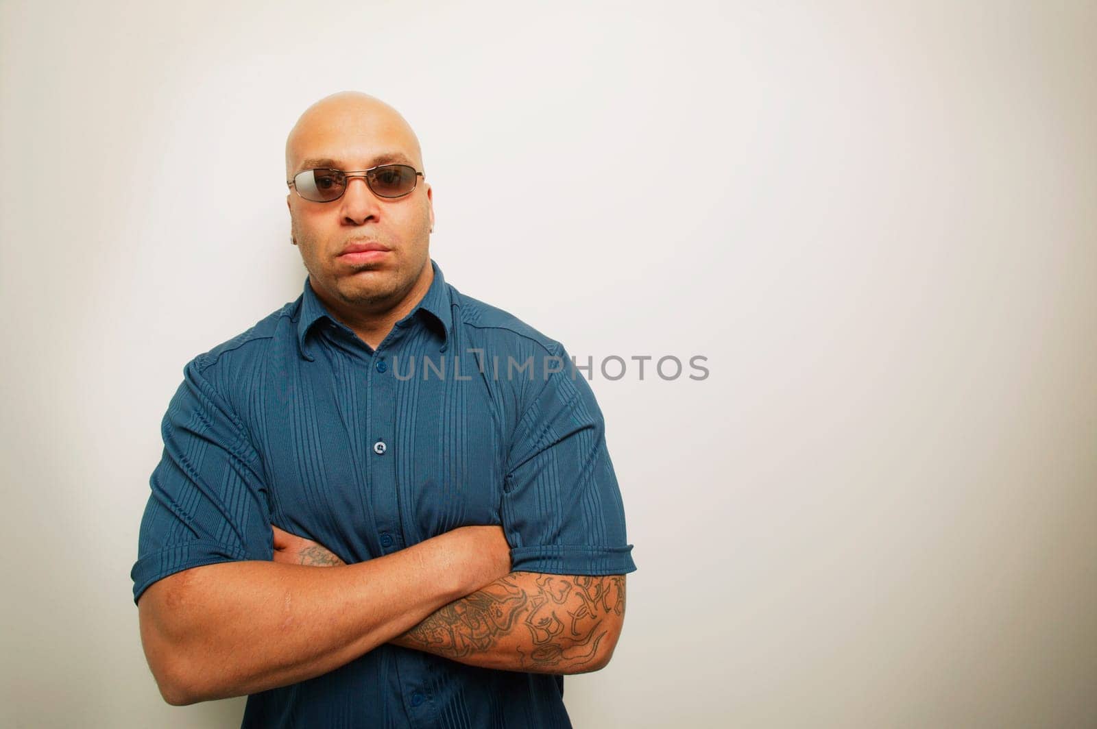 A man with sunglasses