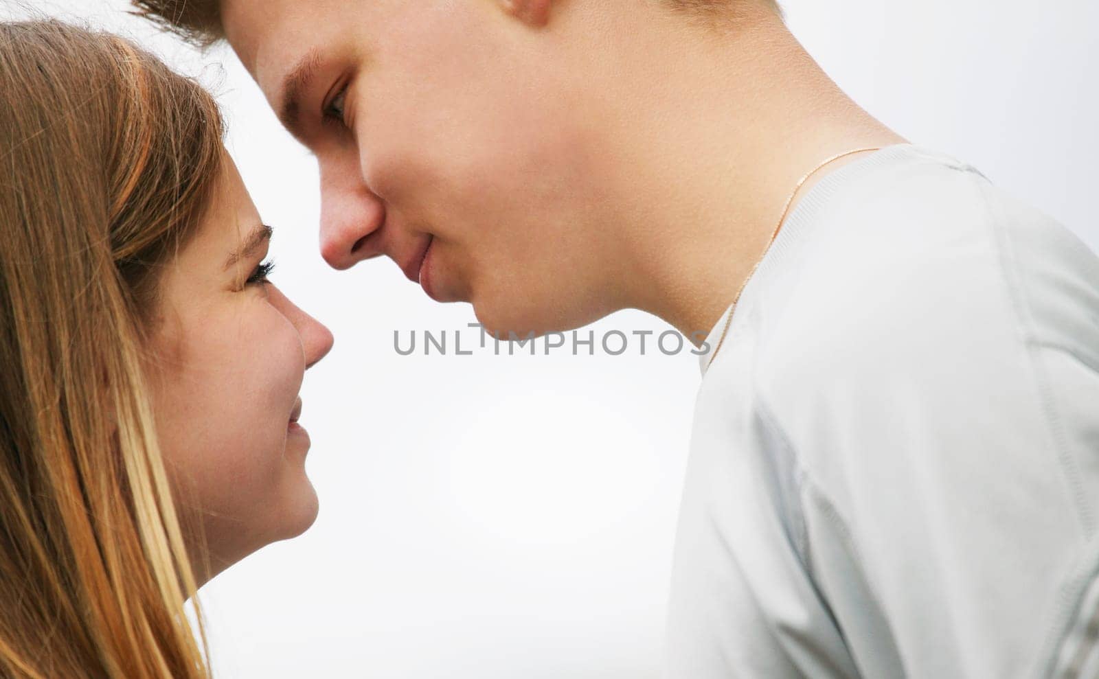 Couple making up
