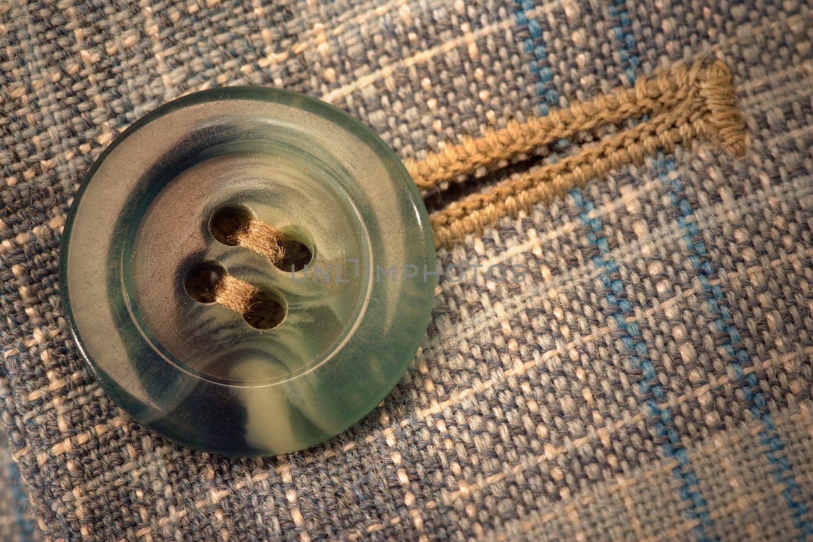 Button and buttonhole