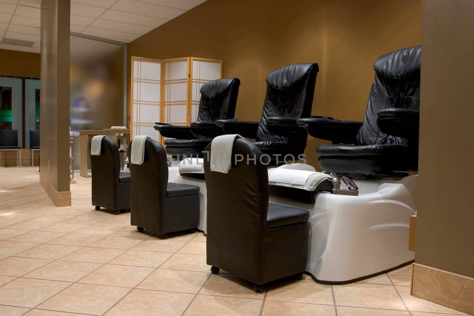 Foot massage chairs