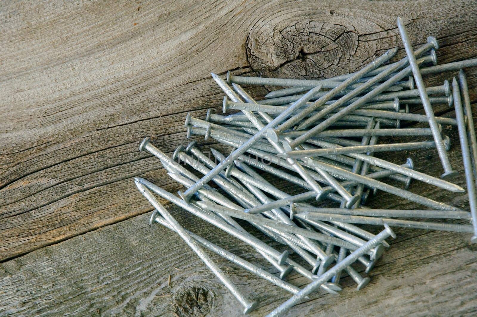 A pile of nails