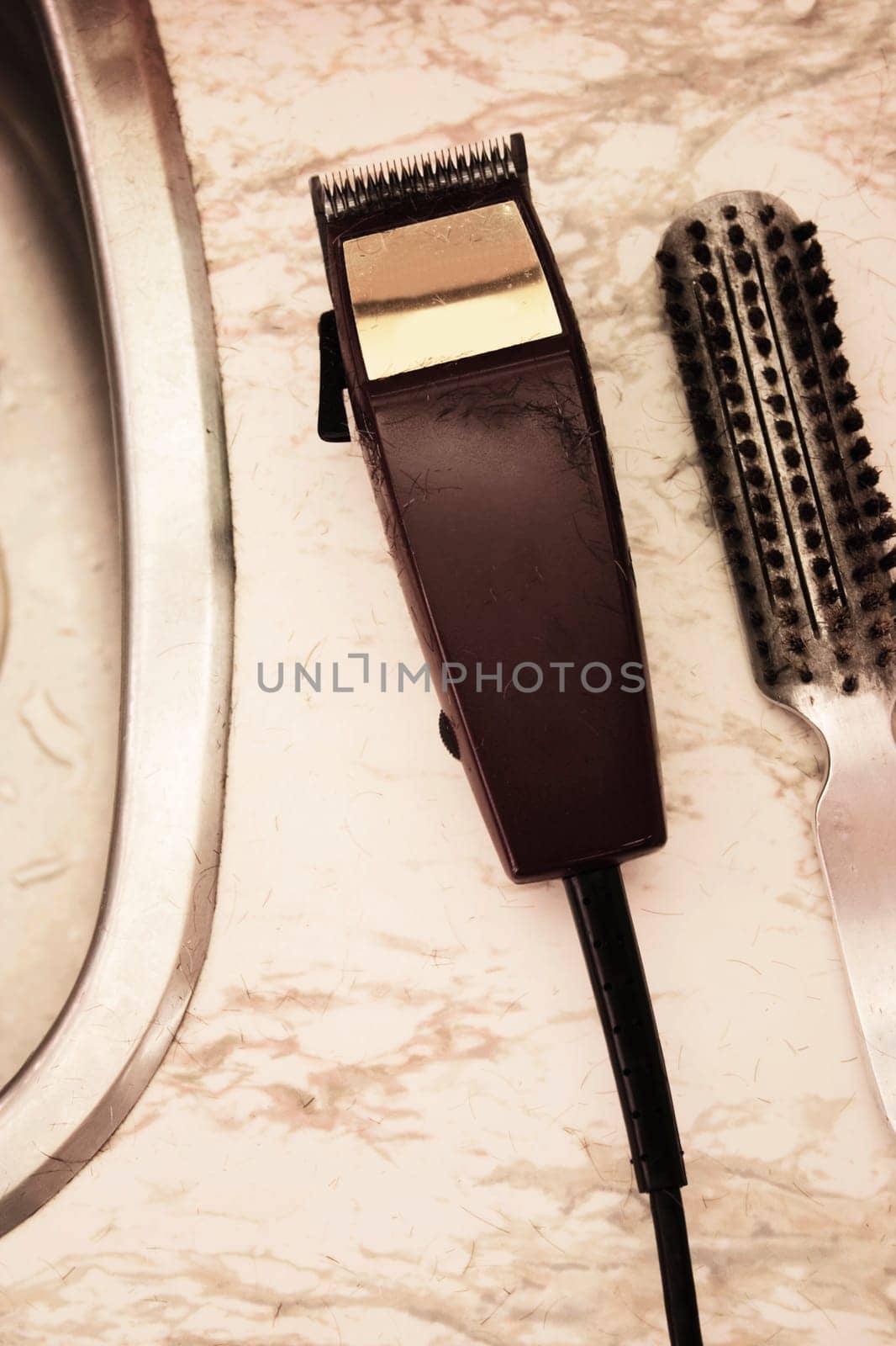 Hair clippers and brush