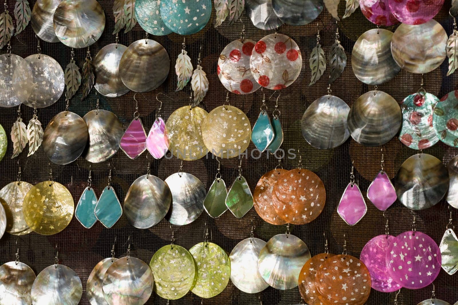 Many pairs of earrings