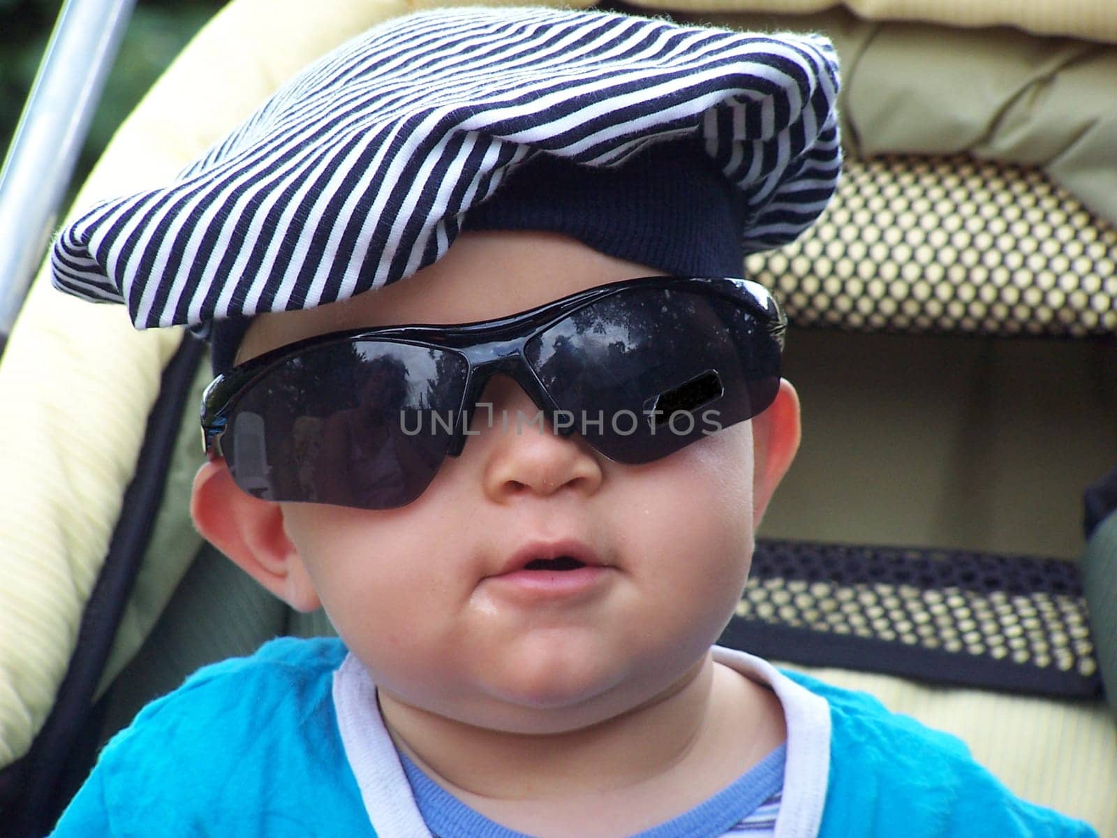 I still fit in the sunglasses