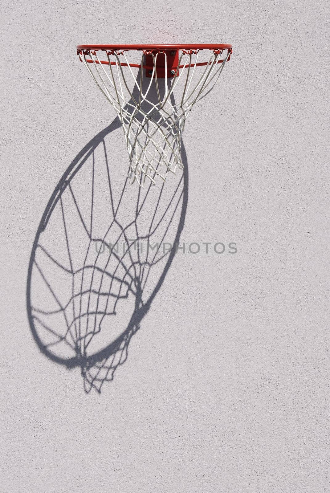 Basketball hoop