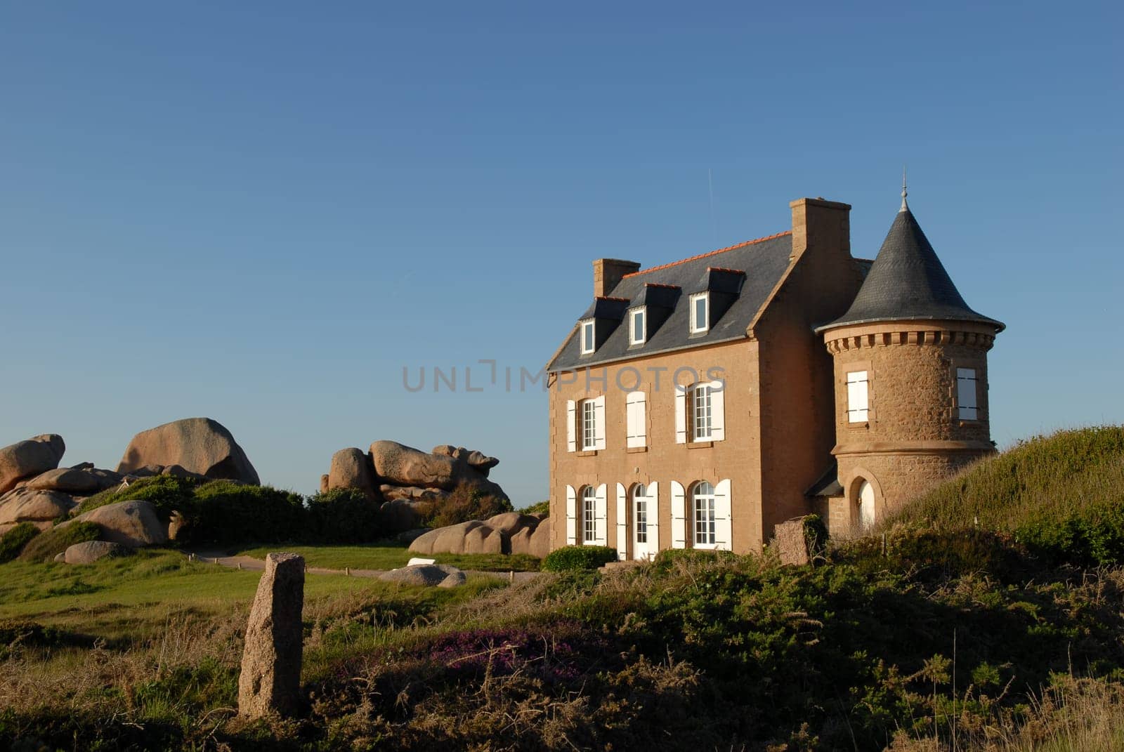Eiffel House