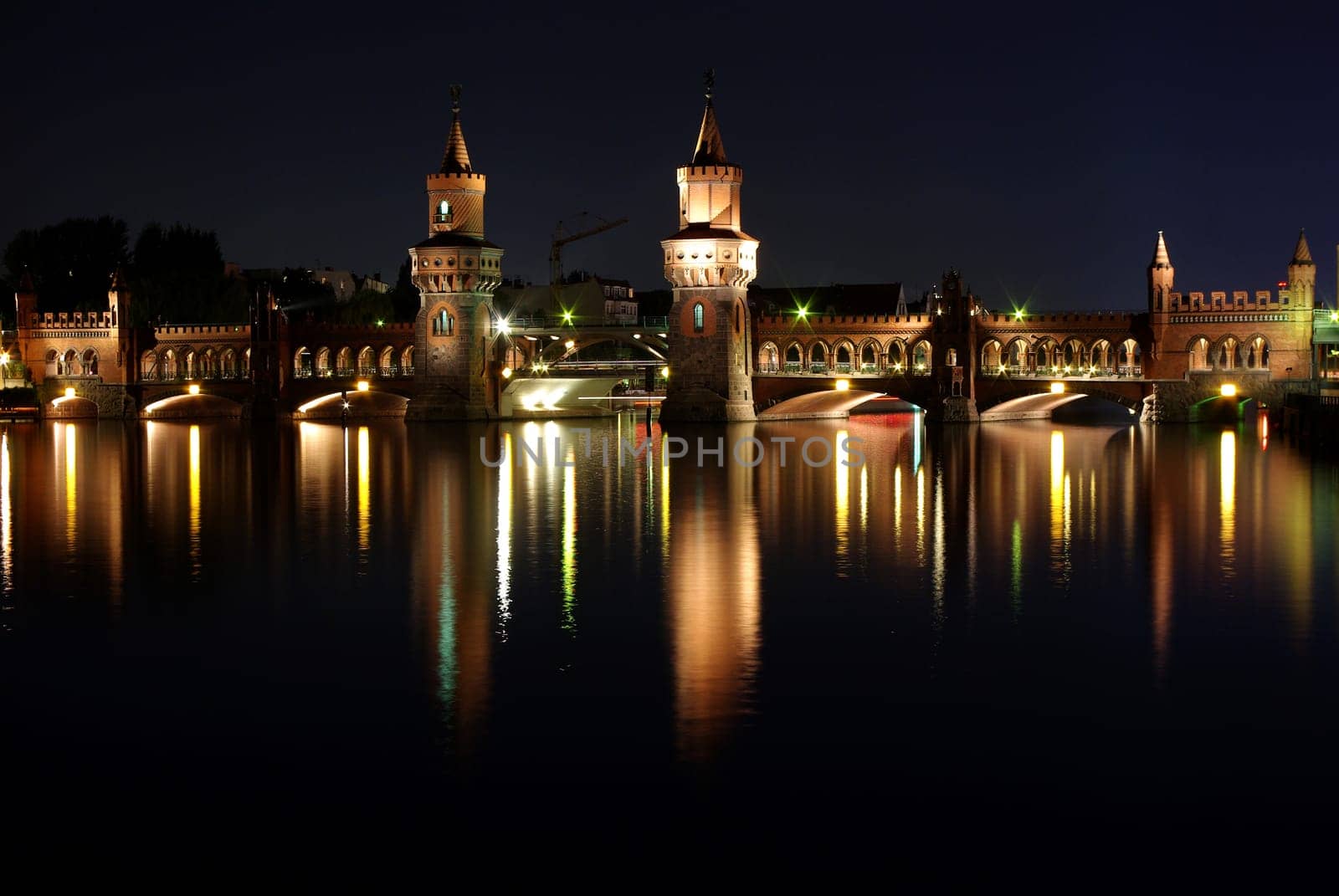 BERLIN'S OBERBAUMBRÜCKE BY NIGHT
