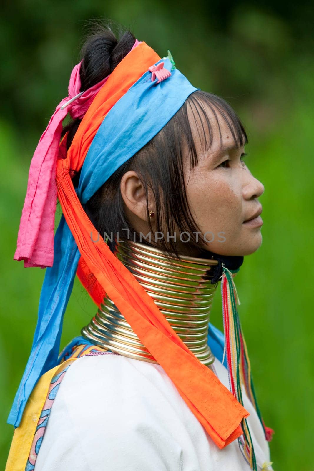 Portrait of long-necked woman