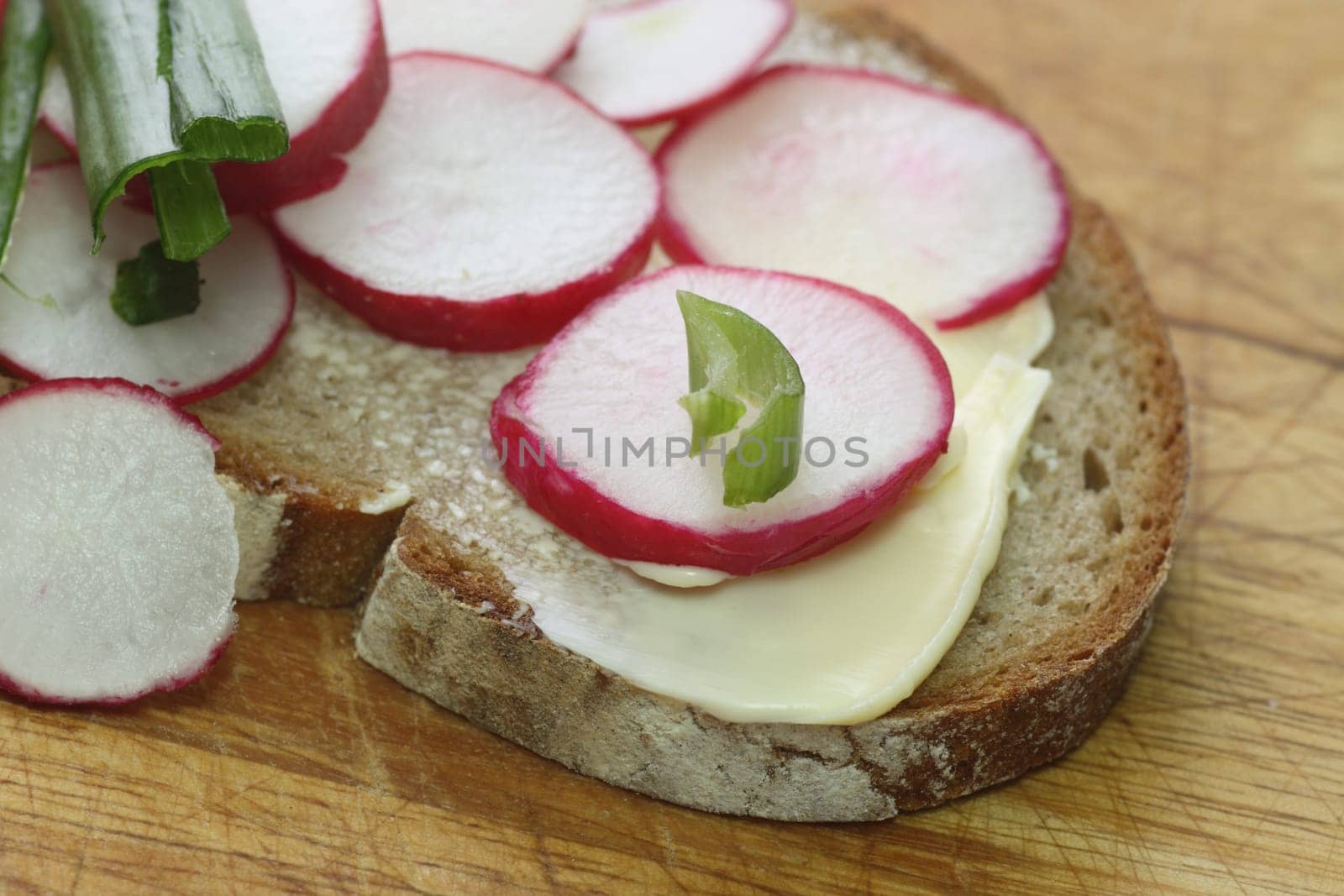 Radish bread