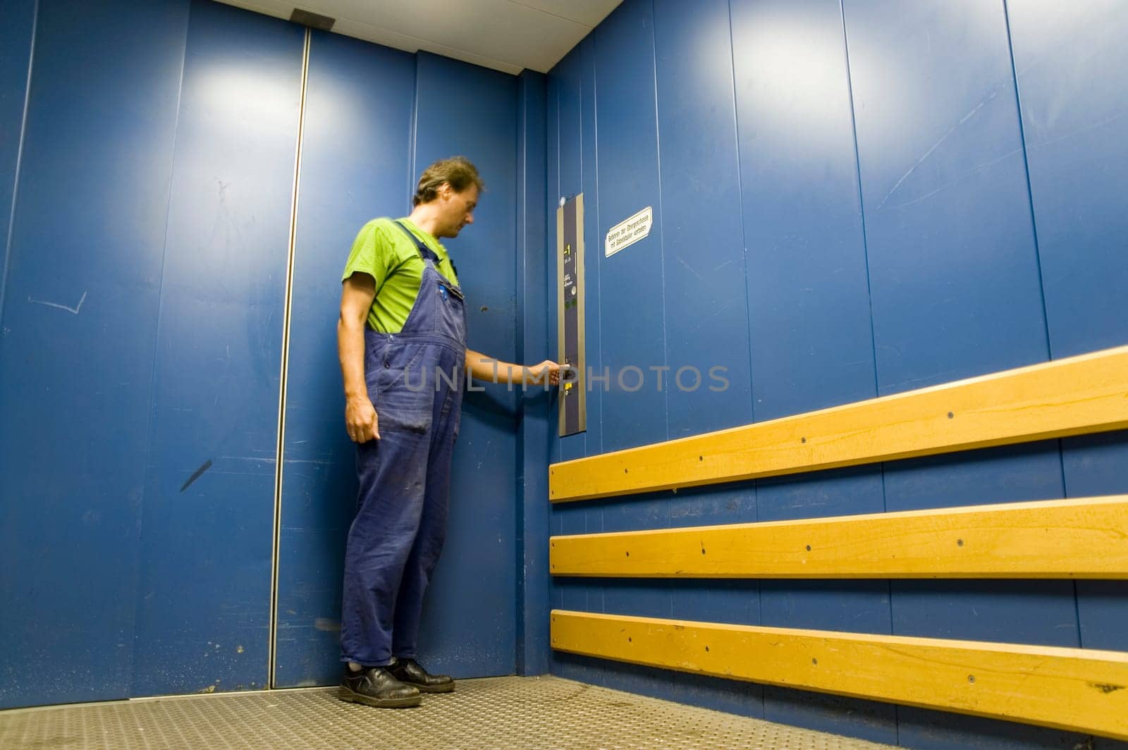 worker in lift 1