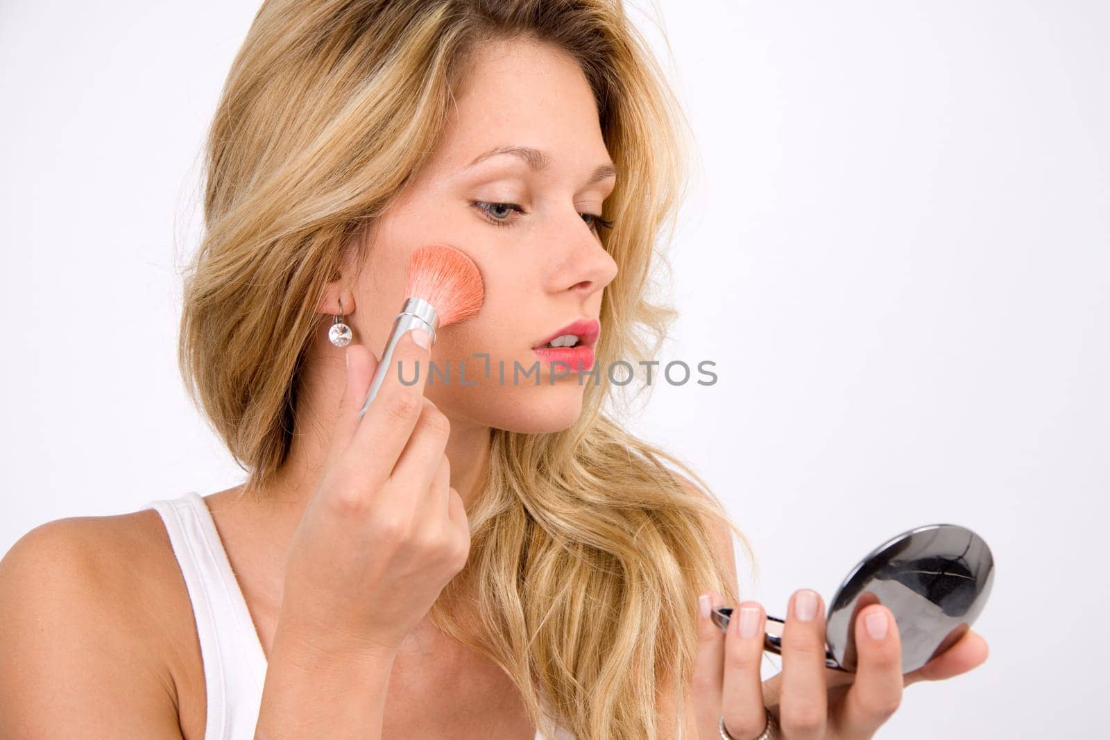 Cheek blush