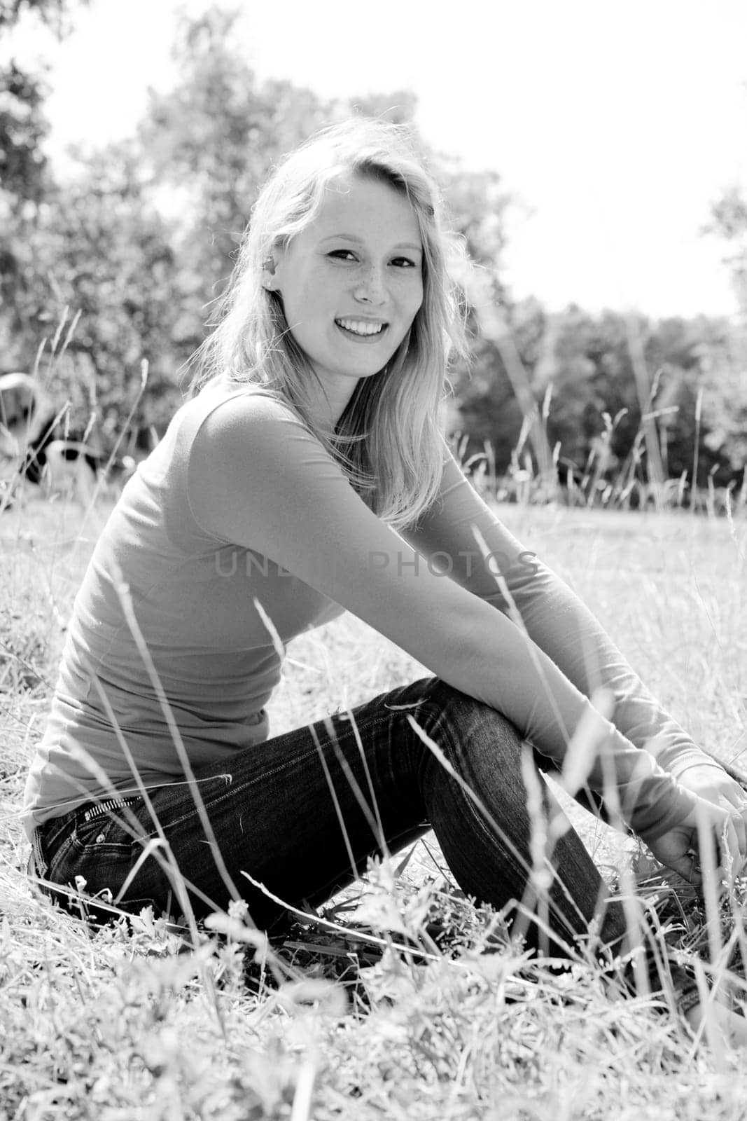 Black and white woman