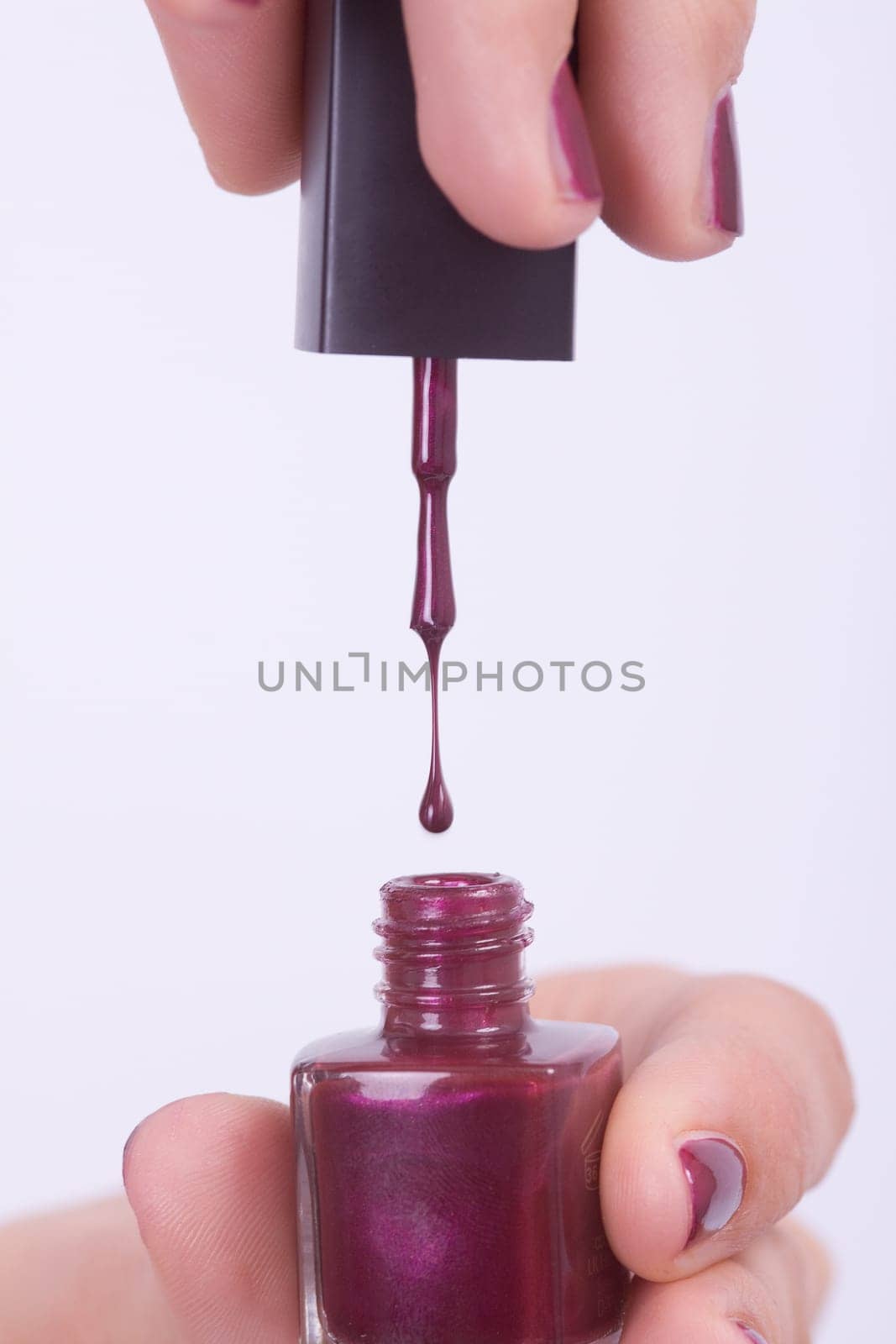 Lacquer bottle